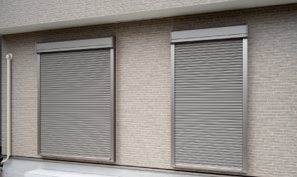 手動やストレスフリーな電動まで、防犯や防災に役立つシャッターの取付けはお任せください。